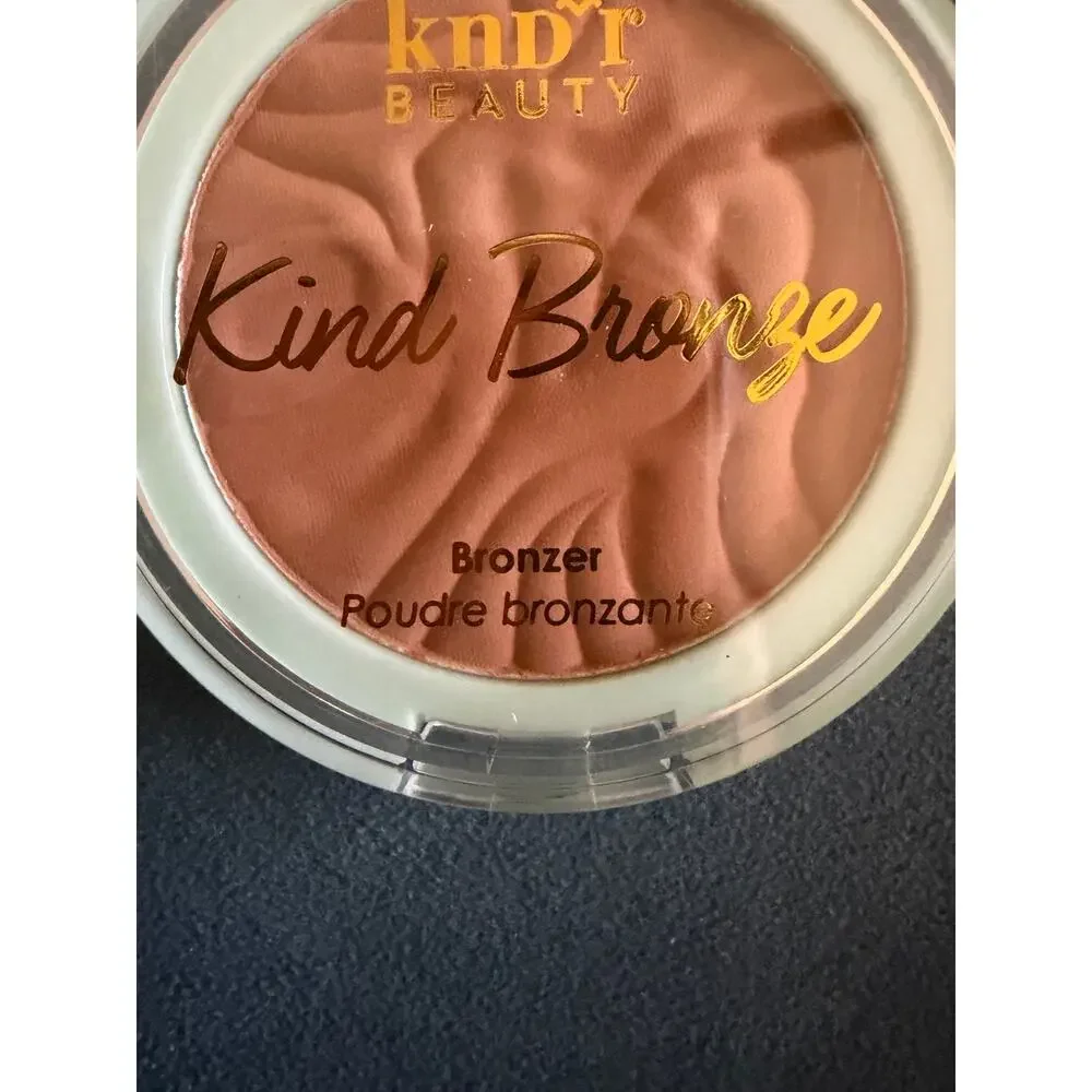 KNDR Beauty Kind Bronze Bronzer Blissful Bronze 4g 0.14 oz New In Box Vegan